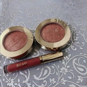 Bronzers and lipgloss